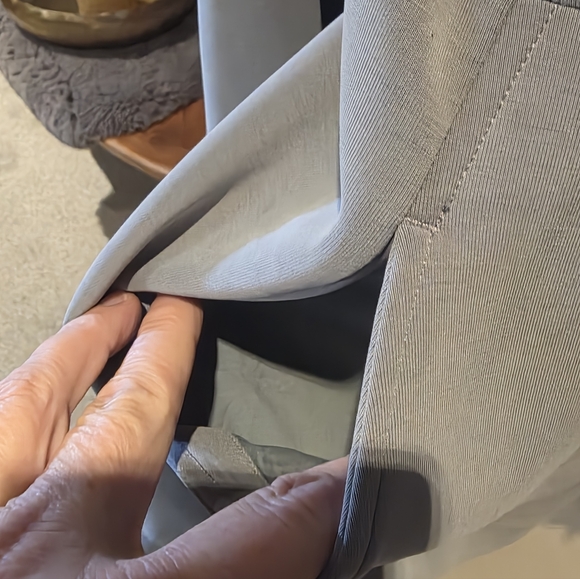 Lululemon Jacket - Picture 3 of 6